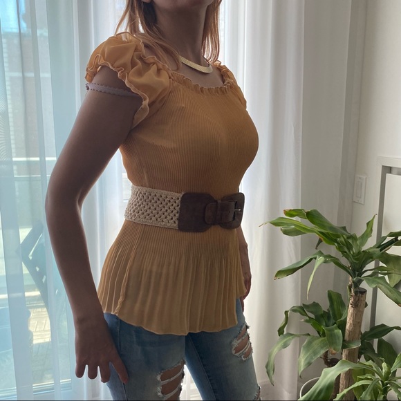 Beige Stretchy Tan Top With Belt Size Small - Picture 3 of 8